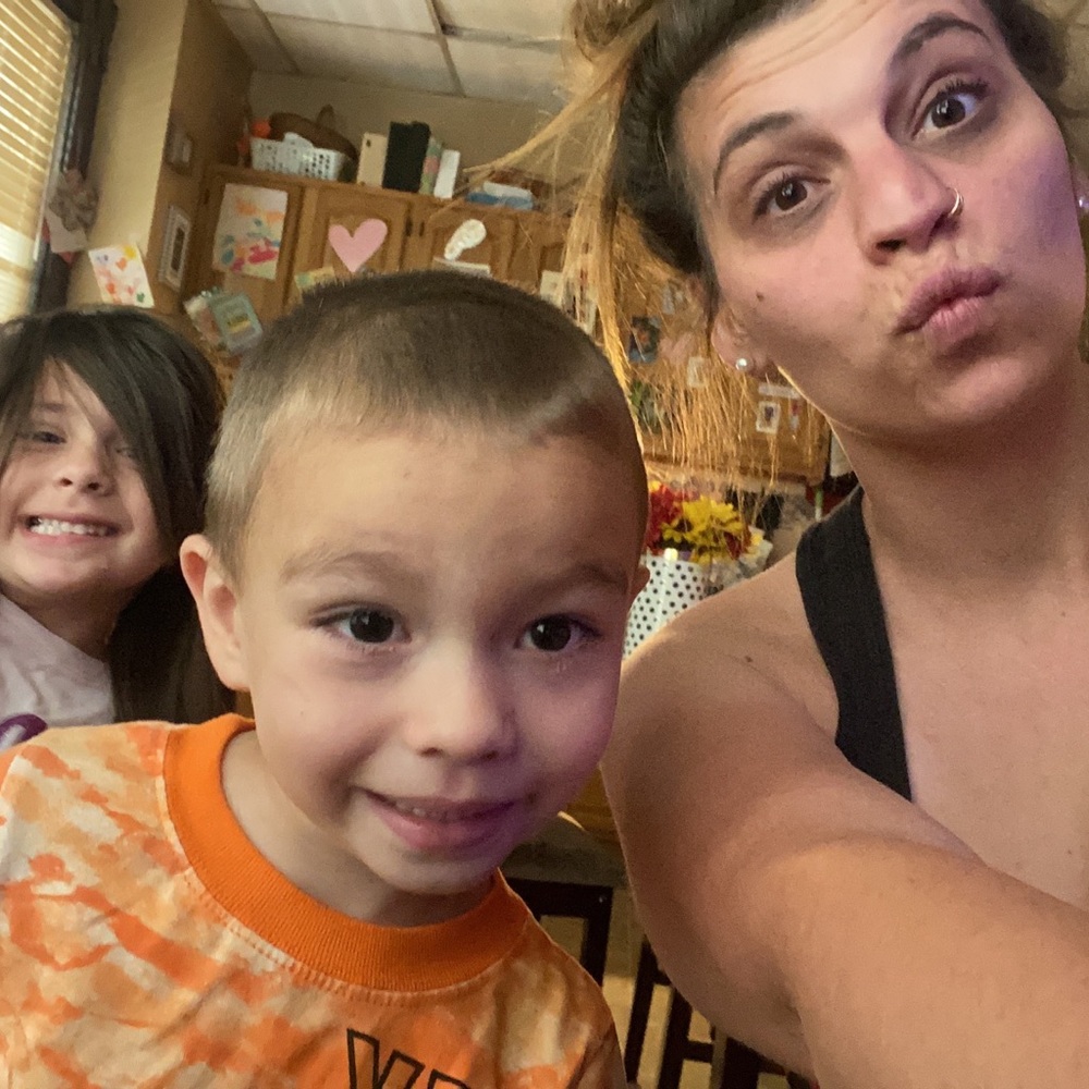 Meet your Posher, Nikole